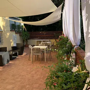 Bed & Breakfast La Terrazza Di Via Elisa